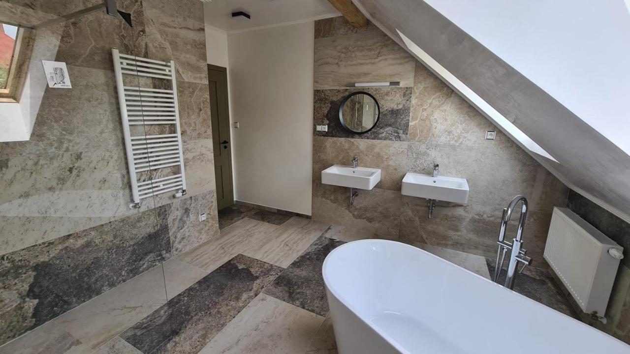 The Gusto Apartman ホムトフ エクステリア 写真